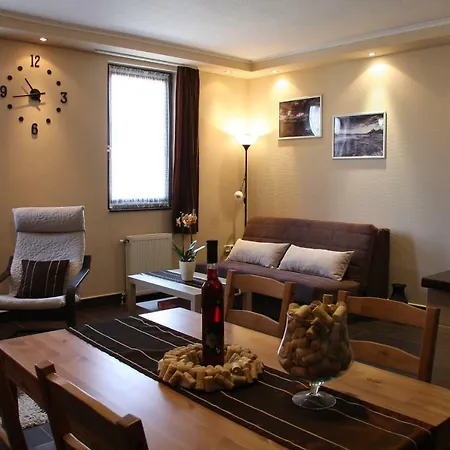Kiss Apartman Linda 에게르