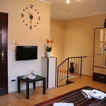 아파트 Kiss Apartman Linda